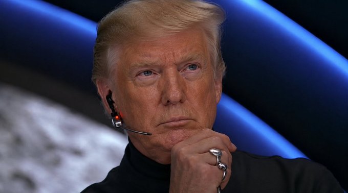 [caption-failed: flagged sensitive]