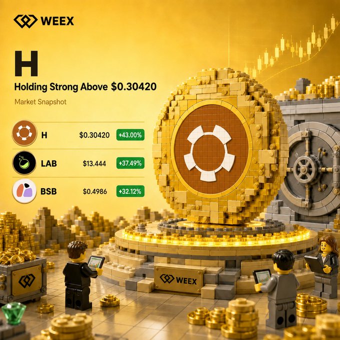 In this image, a group of people are standing around a large golden coin that has various logos surrounding it. The logo on the golden coin appears to be related to cryptocurrency or digital currency. It seems like an interesting, creative project, possibly for a toy or artwork depicting the theme of digital currency and technology. The post also mentions the WEEX app, which might suggest that the people present are using this platform to share their work or engage with others in the community around these concepts.