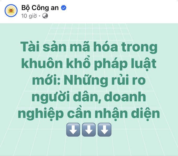 A Facebook post by "Bộ Công an" (Vietnamese Ministry of Public Security) with Vietnamese text reading "Tài sản mã hóa trong khuôn khổ pháp luật mới: Những rủi ro người dân, doanh nghiệp cần nhận diện" on a light green grid background with three downward-pointing arrow buttons.