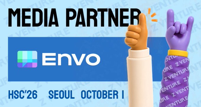 A promotional graphic announces 'MEDIA PARTNER Envo' for the 'HSC'26 SEOUL OCTOBER 1' event, featuring two 3D cartoon hands making celebratory gestures.