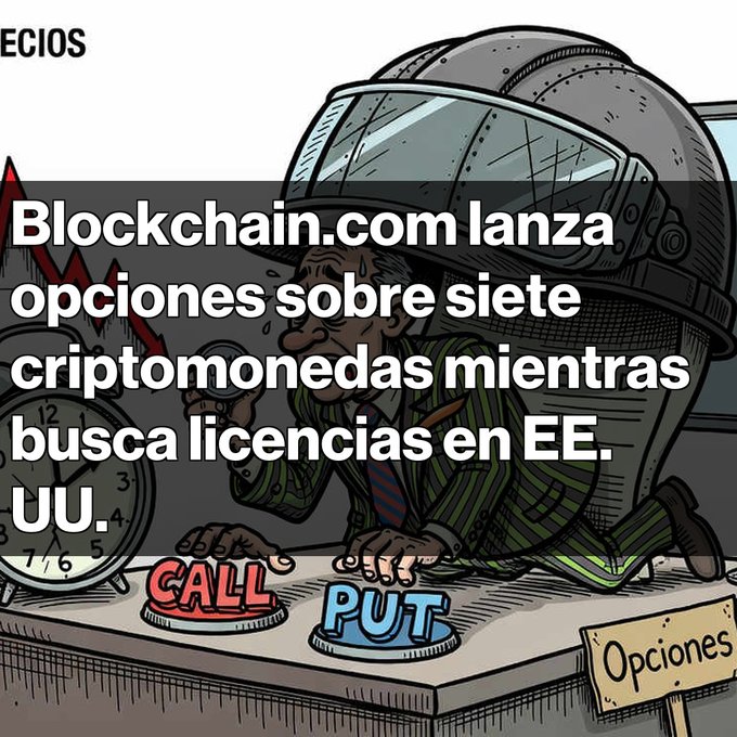 An OKX-style illustrated news graphic reads “Blockchain.com lanza opciones sobre siete criptomonedas mientras busca licencias en EE. UU.” over a cartoon trader pressing “CALL” and “PUT” buttons.