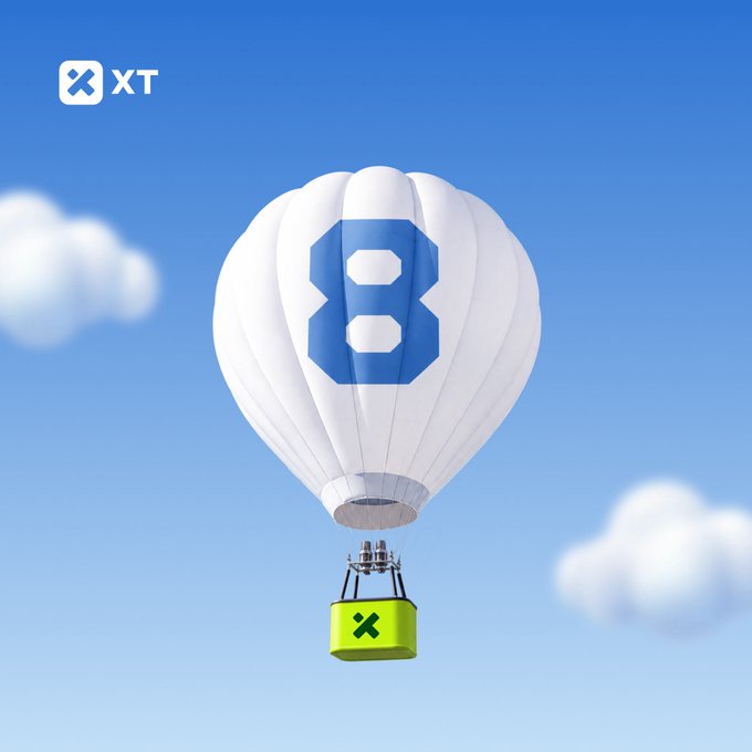 A 3D rendered white hot air balloon with a blue '8' logo floating in a blue sky, featuring an XT logo in the corner and a green basket with an 'X' symbol.