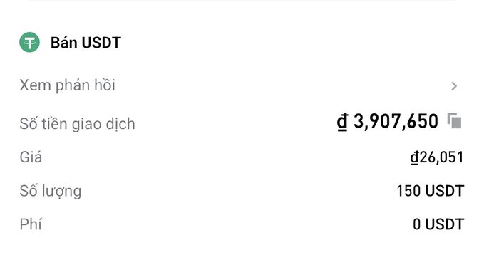 Transaction confirmation screen in Vietnamese for selling USDT: transaction amount ₫3,907,650, price ₫26,051, quantity 150 USDT, fee 0 USDT.