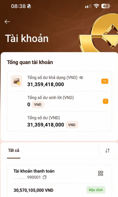 A Vietnamese banking app screen showing an account (Tài khoản) with a total balance of 31,359,418,000 VND across 12 deposit accounts.