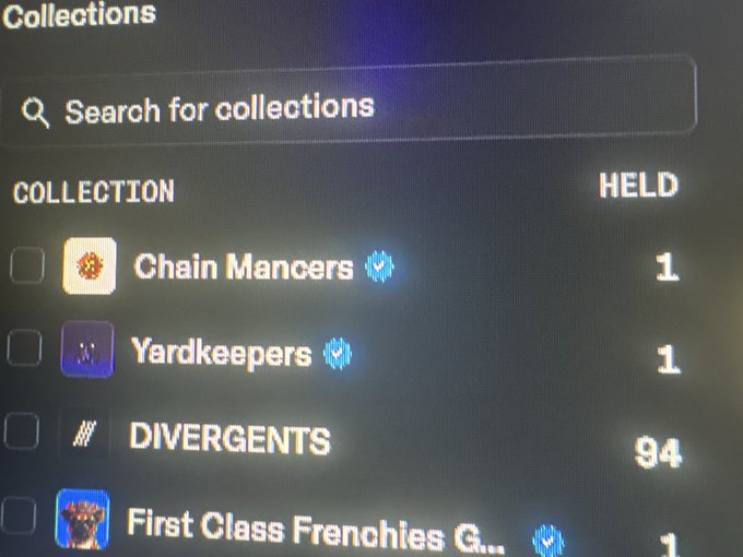 The image shows a digital "Collections" interface displaying NFT holdings, with "DIVERGENTS" standing out at 94 held—far more than the other collections like Chain Mancers, Yardkeepers, and First Class Frenchies which each show only 1 held. This visually reinforces the post's point that the user "swept 94" Divergents NFTs, contrasting their substantial support against the casual holders complaining about the Robinhood meta.