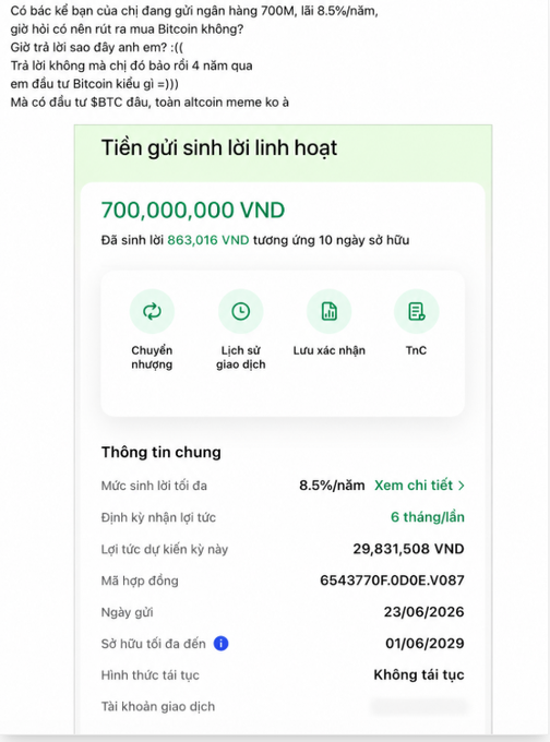 A Vietnamese screenshot showing a flexible savings product (Tiết kiệm sinh lời linh hoạt) with 700,000,000 VND deposited, yielding 863,016 VND interest over 10 days at 8.5%/year, with contract details and deposit dates listed below.