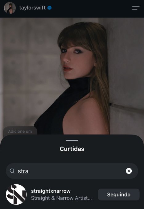 An Instagram profile screenshot of 'taylorswift' showing her in a black dress, with a search for 'stra' displaying the result 'straightxnarrow' (Straight & Narrow Artist) under the 'Curtidas' (Likes) section in Portuguese.