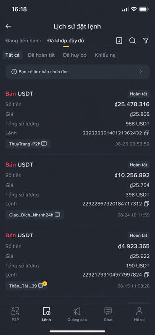 A Binance P2P order history screen on the "Đã khớp đủy đủ" (Fully matched) tab displays three completed USDT sell orders, with prices ranging from ₫25,754 to ₫25,922 and transaction amounts between ₫4.9M and ₫25.5M. The image supports the post's observation that USDT P2P rates on Binance have stabilized around 25.7k–25.9k, no longer stretched as high as before.