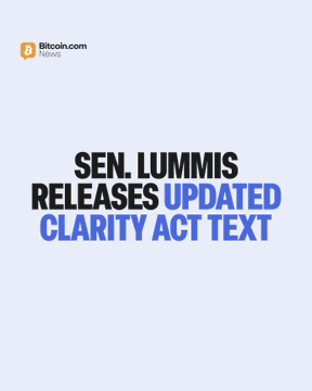 The image is a graphic from Bitcoin.com News announcing "SEN. LUMMIS RELEASES UPDATED CLARITY ACT TEXT" in bold black and blue text on a white background. It accompanies a breaking news post reporting that Senator Lummis has released an updated version of the CLARITY Act, merging work from the Banking and Agriculture Committees, with Lummis emphasizing the urgency of getting the legislation right in the coming weeks.