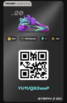 The image features a digital display screen with black background, which displays an QR code. Below the code are some details about a pair of shoes, including their size and the brand. The caption for this image also includes information about the content displayed on the screen - it is a photo of a shoe, along with additional data related to its size and brand characteristics.