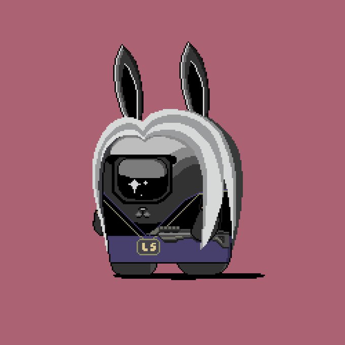 A pixel art character resembling a hooded figure with bunny ears and a dark visor with a single star reflection, wearing a purple garment with a gold 'L5' badge on a mauve background.