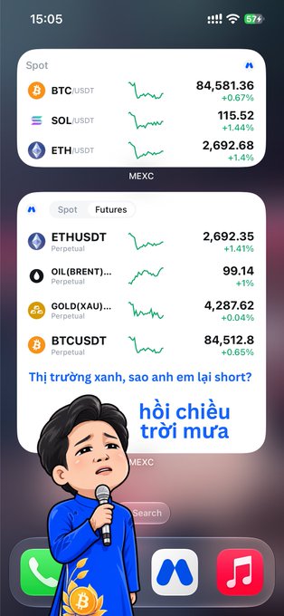 A smartphone screenshot showing cryptocurrency prices on the MEXC app with a cartoon boy holding a microphone and Vietnamese text reading "Thị trường xanh, sao anh em lại short? hỏi chiều trời mưa".