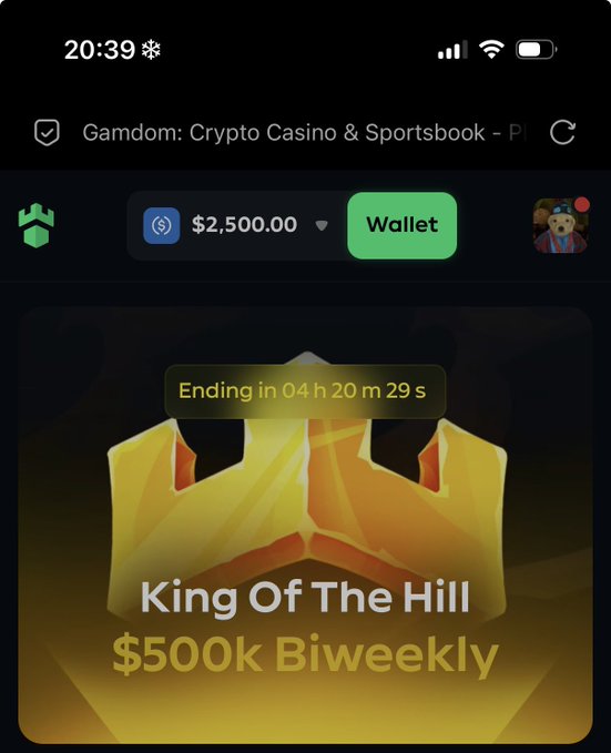 A screenshot of the Gamdom Crypto Casino & Sportsbook mobile site showing a $2,500.00 wallet balance and a "King Of The Hill $500k Biweekly" promotional banner ending in 4 hours, 20 minutes, 29 seconds, tied to a post thanking @kingadukes and @stevewilldoit and praising GAMDOM as "#1."
