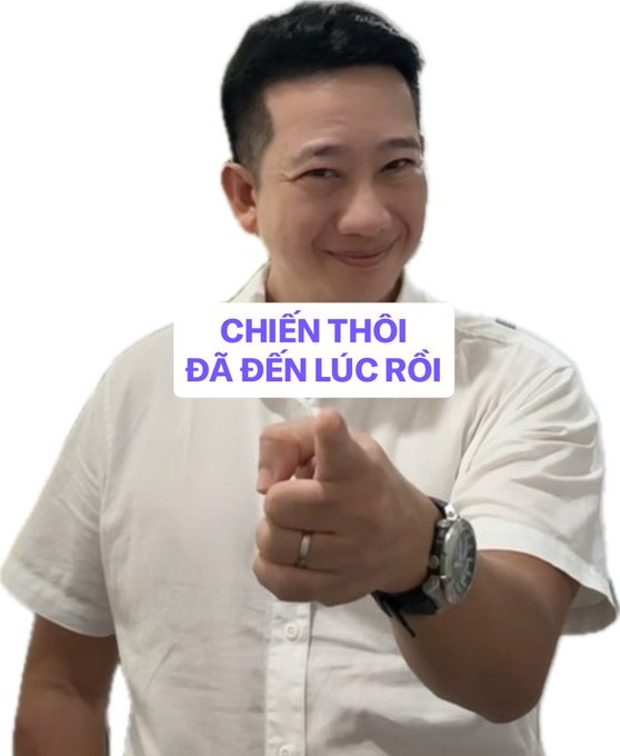 A man in a white shirt smiles and gives a thumbs-up gesture while wearing a wristwatch, with a Vietnamese caption "CHIẾN THÔI ĐÃ ĐẾN LÚC RỒI" ("Let's go, it's time") overlaid in purple text. The enthusiastic, motivational pose and call-to-action text align with the post's message encouraging Pioneers to join Pi's vibe coder campaign before Pi2Day on June 28.