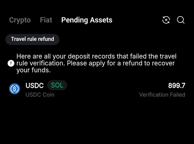 This image shows a "Pending Assets" screen on a crypto platform, displaying failed "Travel rule refund" verification for 899.7 USDC on the SOL network. The accompanying post suggests using @Backpack for anonymous transactions, implying the image illustrates an issue that might be resolved or avoided with such a service.