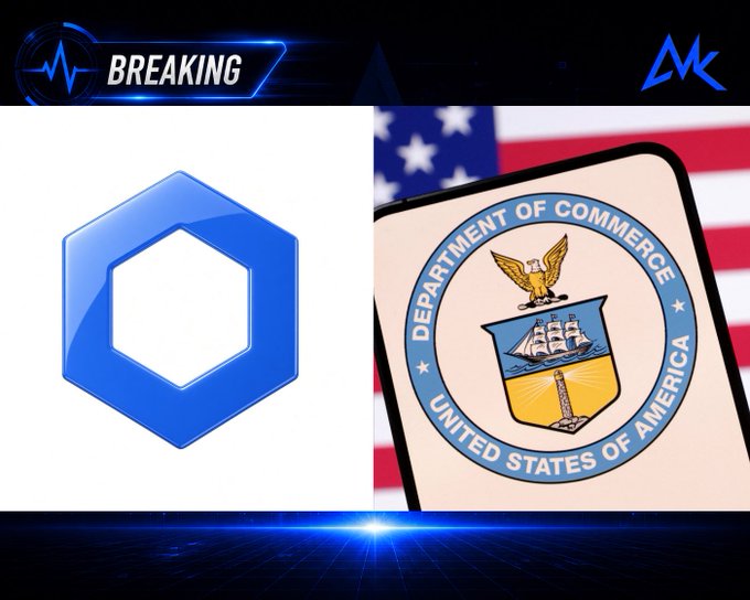 A news broadcast graphic labeled 'BREAKING' showing a blue hexagonal Chainlink logo next to an image of the 'DEPARTMENT OF COMMERCE UNITED STATES OF AMERICA' seal on a smartphone against an American flag.