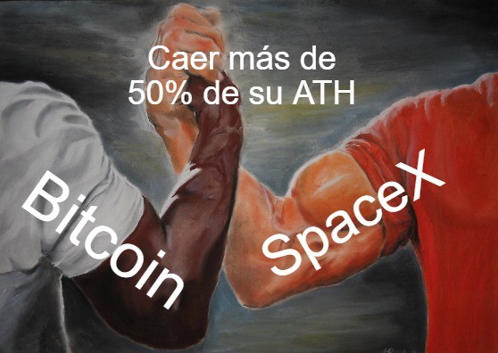 A digitally painted image showing an arm-wrestling match between a white-sleeved arm labeled 'Bitcoin' and a red-sleeved arm labeled 'SpaceX,' with Spanish text overlay reading 'Caer más de 50% de su ATH' (Falling more than 50% from its ATH).