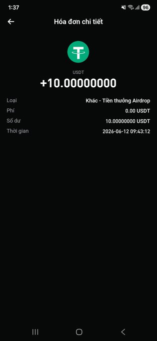 The image shows a phone screen displaying a message about receiving a 10,000 dollar reward from Bitget. The person who sent the message has just received their reward, which was deposited into their account. They are excitedly sharing this news with others by sending a text message on social media platforms.