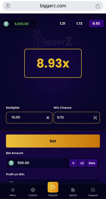 A mobile screenshot of biggerz.com showing a betting interface with an 8.93x multiplier displayed prominently, alongside multipliers of 1.21, 1.72, and 8.93, with options to set Multiplier at 10.00 and Win Chance at 9.70.