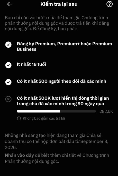 A mobile app screenshot in Vietnamese titled 'Kiểm tra lại sau' lists requirements for a program, showing completed checks for Premium registration, age 18+, and 500K followers, with a progress bar at 282.6K.