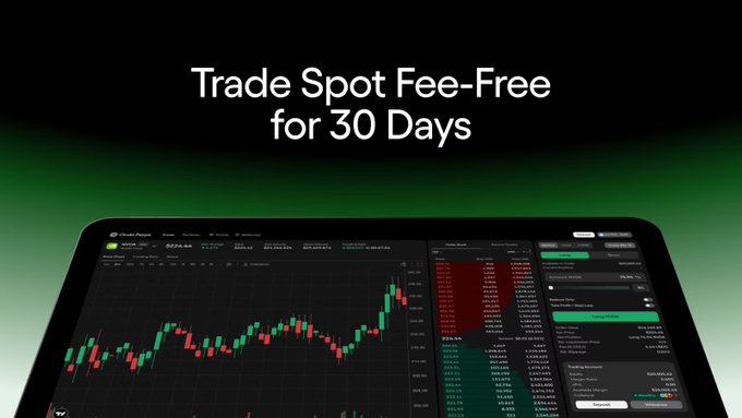 A dark-themed crypto exchange dashboard displays a candlestick chart for SOL with a current price of $226.36, alongside order entry panels and trading history, beneath the headline "Trade Spot Fee-Free for 30 Days." The promotional image aligns with the post by highlighting Ondo's newly launched spot trading feature for tokenized stocks, emphasizing the platform's integrated approach to spot and perpetual trading.