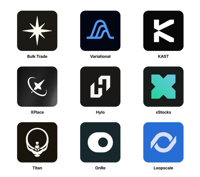 The image displays a 3x3 grid of nine app icons for upcoming crypto TGE projects: Bulk Trade, Variational, KAST, XPlace, Hylo, xStocks, Titan, OnRe, and Loopscale, which corresponds to the post's list of anticipated token generation events.