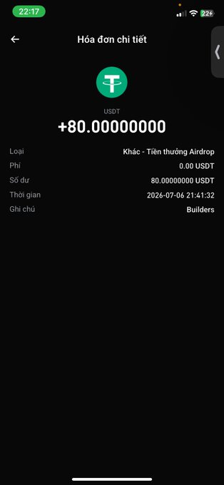 A screenshot of a Vietnamese transaction receipt on a dark-themed app showing an airdrop reward of +80.00 USDT to a user's wallet, with the note "Builders." The caption "Thank web3 tui không nhiều, Đủ tiền trọ là Tèo vui r" humorously suggests the recipient is grateful for the modest 80 USDT airdrop since it's enough to cover rent.