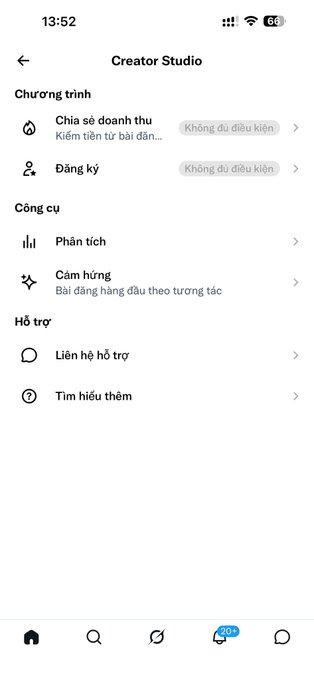 A smartphone screenshot of a 'Creator Studio' interface in Vietnamese, showing monetization program and analytics options.