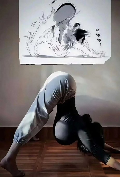 A person doing a backbend on a wooden floor, with a Japanese manga-style panel above showing a similar pose with motion lines and Japanese text.