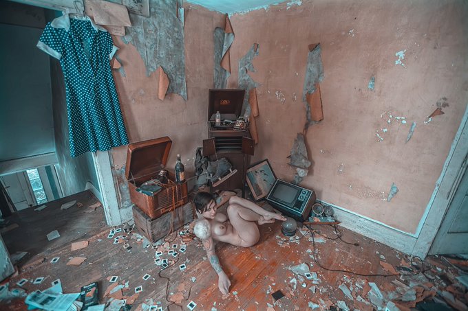 [caption-failed: minimax unavailable]