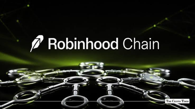 A promotional graphic for "Robinhood Chain" features the company name and feather logo over a 3D render of metallic chain links, credited to "The Crypto Times" in the bottom right corner.