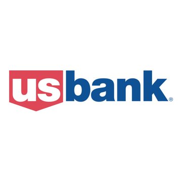 The U.S. Bank logo is displayed, featuring a red shield with "us" in white lettering next to "bank" in blue text. The accompanying post highlights U.S. Bank, America's 5th-largest commercial bank, completing a live pilot of its stablecoin $USBDC for cross-border payments on the Stellar $XLM blockchain.
