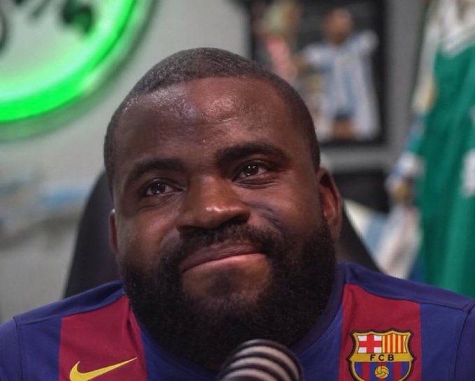 A close-up shows basketball player LeBron James wearing a Barcelona FC jersey, seated at what appears to be a press conference with a microphone visible at the bottom.