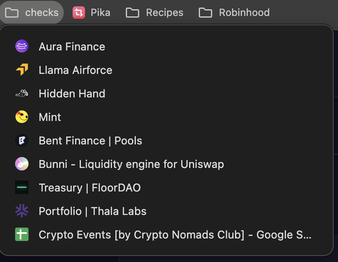 The image shows a bookmarks folder containing crypto/DeFi-related sites including Aura Finance, Llama Airforce, Hidden Hand, Mint, Bent Finance, Bunni, FloorDAO Treasury, Thala Labs Portfolio, and Crypto Events. The post reflects on how 6 out of 8 of these saved projects have since shut down, lamenting the lost opportunity to use Y2K Finance for stablecoin depeg betting.