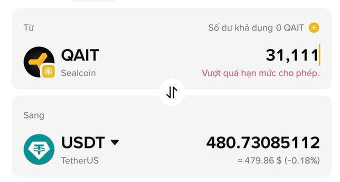The image shows two different cryptocurrency exchange rates displayed side by side, with one being Quait and the other being USDT. The text "Binance muốn lấy lại uy tín hay gì mà airdrop to phết." indicates that there is an option for users to receive cryptocurrency via air drop, which can be used as payment or for trading. The image also includes the text "1 acc là 480$, hay quay lại cày binance alpha AE nhỉ." This suggests that there are multiple options available on this exchange platform, and users have the choice to use either Quait or USDT as their preferred cryptocurrency.