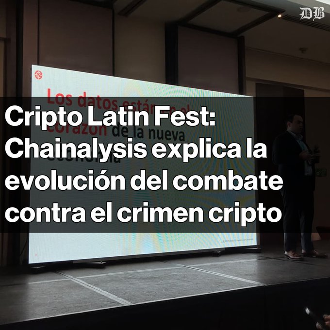 Crypto Latin Fest article header showing a presenter on stage beside a large screen, with headline reading 'Cripto Latin Fest: Chainalysis explica la evolución del combate contra el crimen cripto' and partial screen text 'Los datos están... corazón de la nueva economía'.