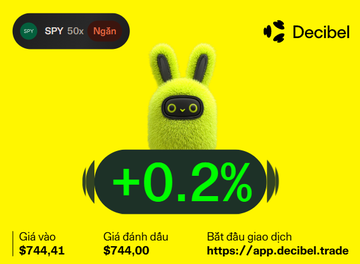 In this image, there are two toy rabbit figurines sitting next to each other against a yellow background, with one being green and the other being black. A text box below them contains information about a trade involving stocks, specifically the price of Spy 50X from NIGA in Vietnamese. The text suggests that the trader might have entered a Short position on the 746.00 level, which is likely why they are using a different color to differentiate their stock from the main one (green and black).