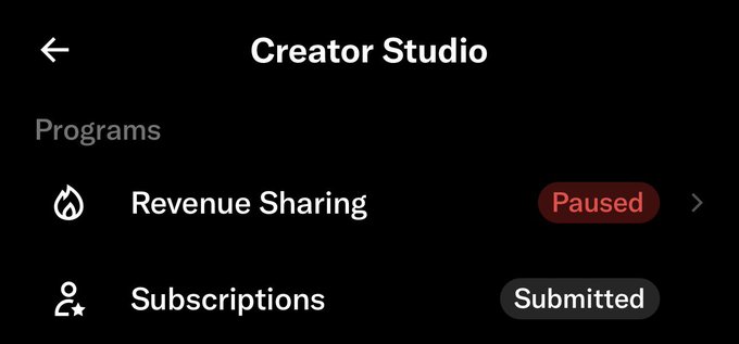 The image shows a screenshot of a phone screen with a program called "Creator Studio" displayed at the top, along with options for revenue sharing and subsubmissions. The focus of the image is on the "Submissions" section, which has two options: "Passes" and "Submitted".