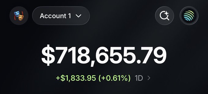 Mobile app dashboard displaying an account balance of $718,655.79, with a daily gain of +$1,833.95 (+0.61%).