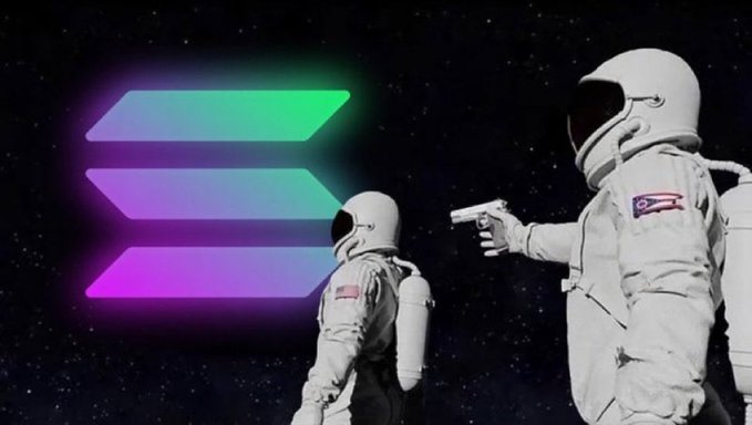 An astronaut points a gun at another astronaut facing the glowing Solana (SOL) logo in a starry space setting, symbolizing the dramatic tension or conflict surrounding the Solana cryptocurrency.