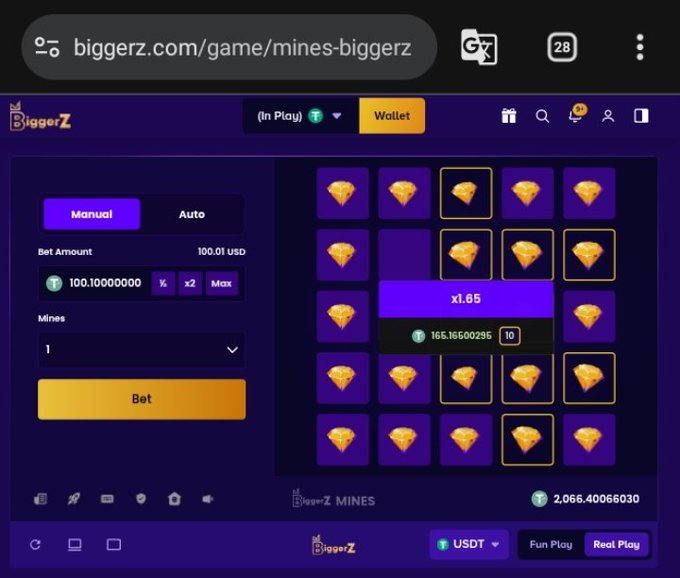 Screenshot of the Biggerz Mines gambling game (biggerz.com/game/mines-biggerz) with a 5x5 grid of diamond tiles, a current multiplier of x1.65, a bet amount of 100.01 USD, and 1 mine selected.