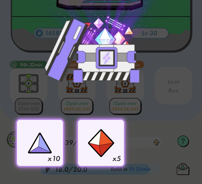 The image shows a screenshot of a mobile game screen with three different options displayed, each represented by a triangle filled with a gemstone. The first option has a purple gemstone, the second one has an orange gemstone, and the third one is red. The text "GOの箱も面白くならないかな #STEPN #stepngo" is also present in the image. This suggests that there might be some sort of game or puzzle involving these gemstones, possibly related to a specific theme or concept within the game.