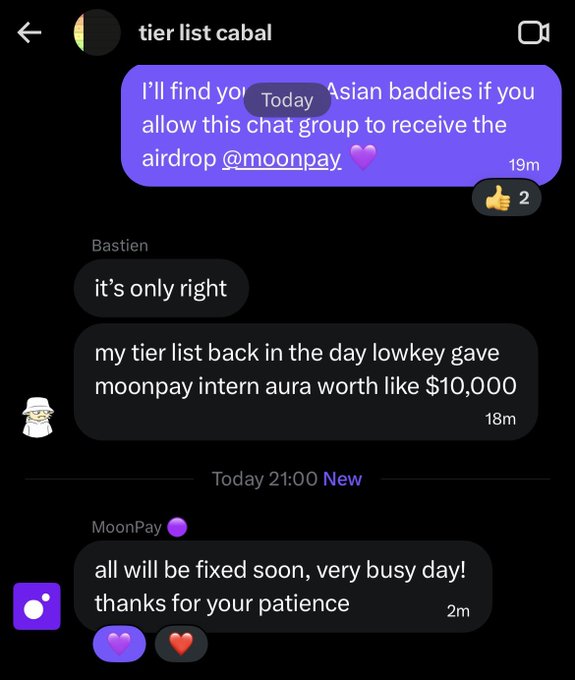 A chat conversation confirms that MoonPay will be fixing issues and potentially providing an airdrop, as indicated by the "@moonpay" mention and the subsequent reply from "MoonPay."