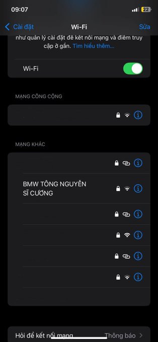 An iPhone Wi-Fi settings screen in Vietnamese ('Cài đặt') showing an available network named 'BMW TỔNG NGUYÊN SĨ CƯỜNG' among other networks.