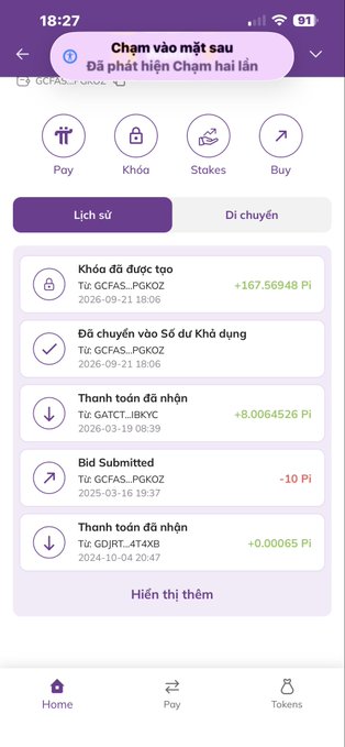 A Vietnamese crypto wallet app showing transaction history in Pi cryptocurrency, including a locked wallet (+167.56948 Pi), bid submission (-10 Pi), and various transfers totaling small Pi amounts. A "Chạm vào mật sau" (Tap for password) security prompt appears at the top.