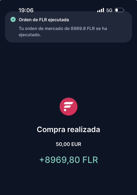 A smartphone screenshot showing a completed purchase of 8969.8 FLR for 50.00 EUR, with a notification confirming 'Orden de FLR ejecutada' and the message 'Tu orden de mercado de 8969.8 FLR se ha ejecutado.'