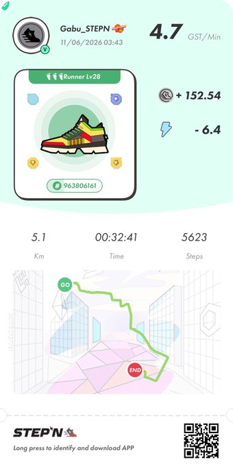 The image shows a step counter app with a map of a building, which displays the number of steps taken by the user at different locations within the building. The app also has a map that shows the distance traveled during each step. There are two maps in the image - one for the building and another for displaying the distance traveled.