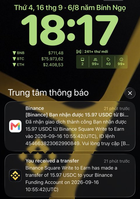 A mobile home screen in Vietnamese displaying the time 18:17 on Wednesday, September 16, 2026 (Bính Ngọ year), showing cryptocurrency prices (BNB $711.48, BTC $75,973.62, ETH $2,408.53) and a notification from Binance about a received transfer of 15.97 USDC.