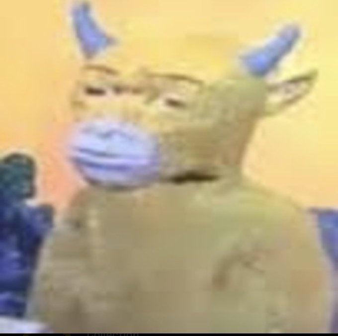 A cartoonish, blurry image of a smiling bull with blue horns and a smug expression appears, fitting the post's "Chinese bull" theme (#牛来) and the crypto ticker $BEEA, with the bull symbolizing bullish market sentiment for the BSC token.