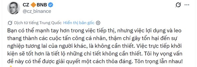A screenshot of a Vietnamese-language tweet from CZ Binance (@cz_binance) discussing community disputes and personal attacks.